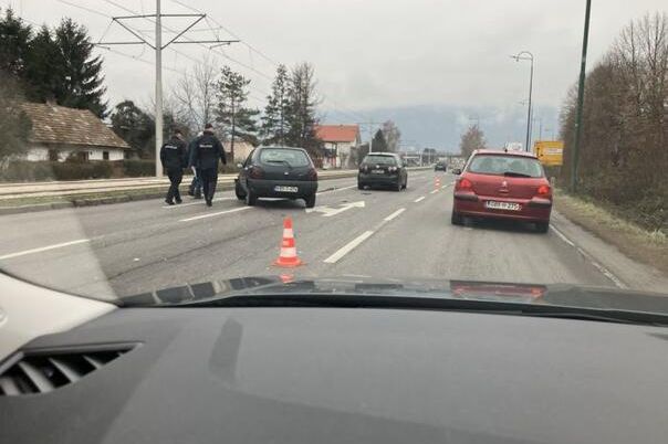 Sudar na ulazu u Ilidžu, formirale se ogromne gužve