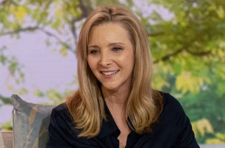 Lisa Kudrow priznala da joj je bilo teško postati prijateljica s kolegama iz "Prijatelja"