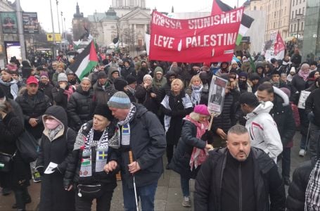 Švedska: Stotine ljudi u Štokholmu protestovale protiv izraelskih napada na Gazu