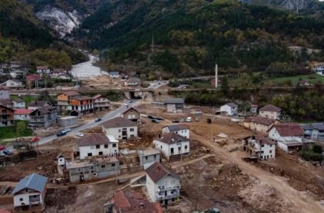 Pomozi.ba pomogao dječaku koji je u poplavama u Jablanici ostao bez roditelja