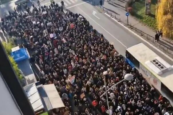 Novi Sad na nogama: Studenti u masovnom protestu