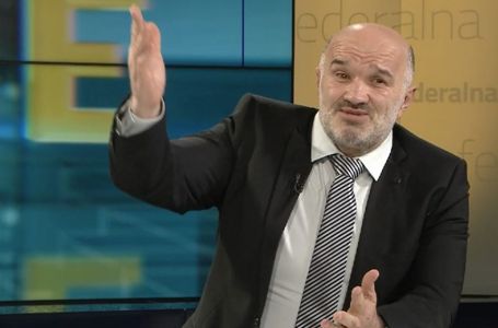 SENAD PEĆANIN U NEVJERICI: "Pogledajte, molim vas, ministar unutrašnjih poslova FBiH je Ramo Isak...