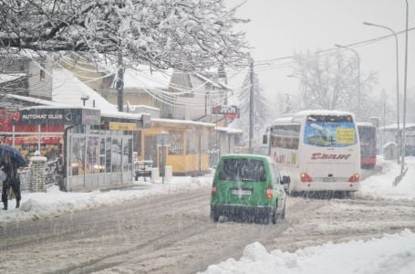 Banja Luka okovana snijegom: Ulice neočišćene, vozači bijesni na gradske službe