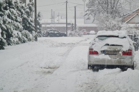 Izdato narandžasto upozorenje: Novog snijega se očekuje i do 40 centimetara