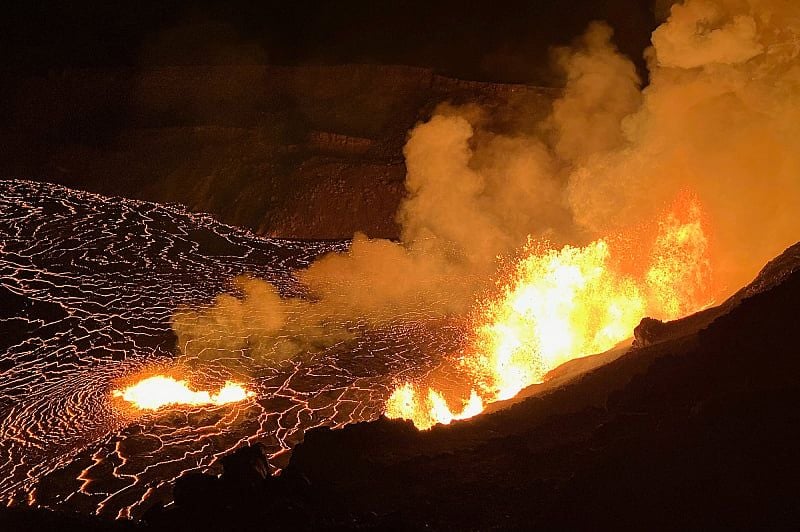 Eruptirao vulkan Kilauea na Havajima, fontane lave dostizale 80 metara