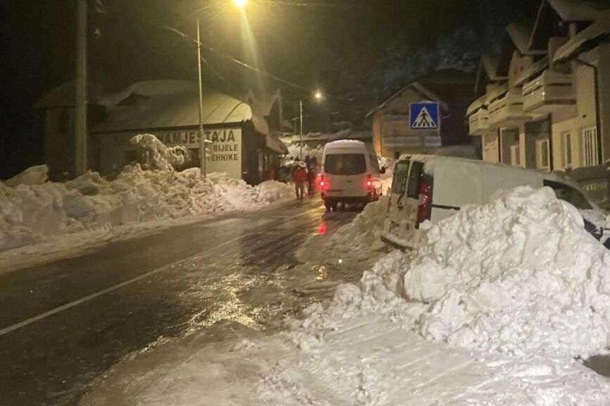 U Teočaku danas Dan žalosti i dženaza stradaloj porodici Čeliković