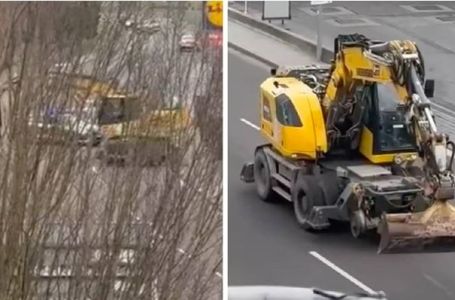 Bagerom udarao u vozila i benzinsku, njemačka policija ga ubila