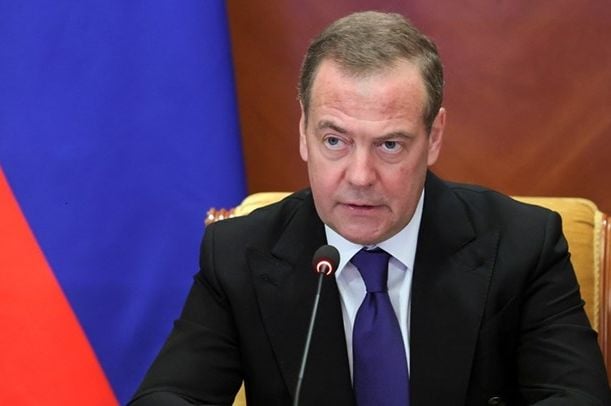 Medvedev: S Trumpom sigurno neće biti dosadno