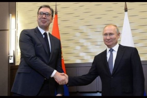 Vučić službeno ponudio da se Tramp i Putin sastanu u Srbiji