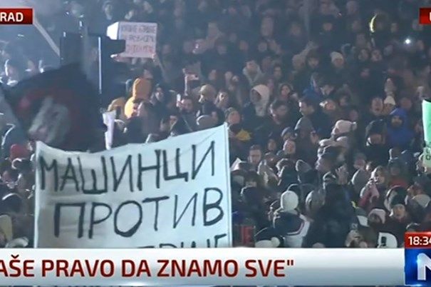 Traje veliki protest studenata ispred RTS-a