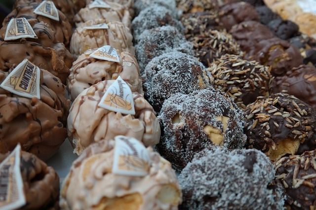 Najzdraviji slatkiš za kojim ludi cijeli svijet: Pravi se za 5min, ima samo 4 sastojka