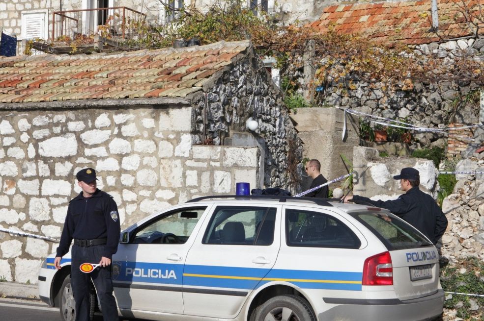 Drama u Dubrovniku: Muškarac prijetio da će ubiti sebe i djecu, policija riješila krizu