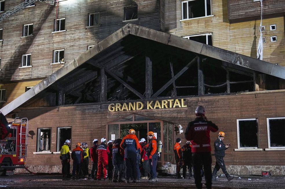 Detalji nezapamćene tragedije u Turskoj: Otkriveno zašto je hotel brzo izgorio