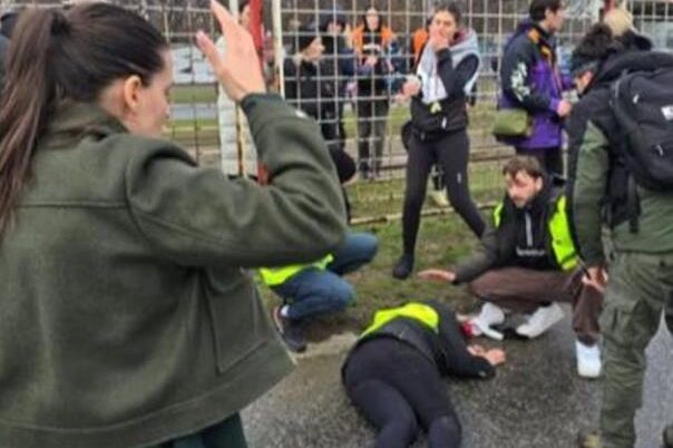 Vozač automobilom udario studenticu tokom štrajka u Beogradu