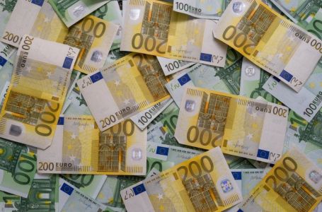 Novac stiže za 4 horoskopska znaka: Evo ko će dobiti pare do 1. februara, tvrde astrolozi