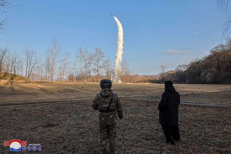 ŠTA SE DOGAĐA? Sjeverna Koreja ispalila strateške krstareće rakete i poslala prijeteću poruku Trumpu