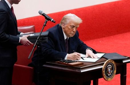 Tramp želi Palestince raseliti u Jordan i Egipat: Ukida zabranu slanja teških bombi Izraelu