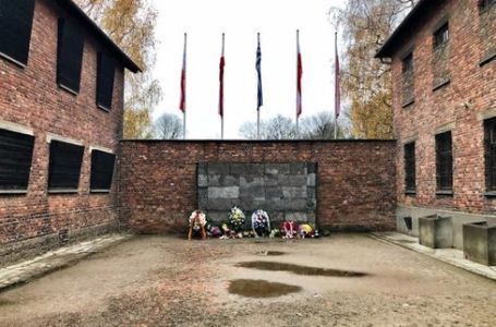 Ovo je mjesto gdje je ubijeno 1,1 milion ljudi: Danas se obilježava 80 godina od oslobođenja Aušvica