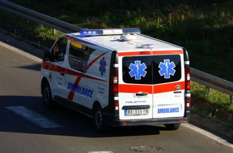 AUTOBUS JE PROLETIO PORED STANICE NA KOJOJ SU BILI LJUDI: Očevici o detaljima sudara kod Umke