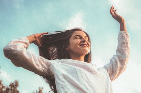 Najsretnije osobe rađaju se u ova 3 horoskopska znaka: Sreća ih prati i znaju da uživaju u trenutku