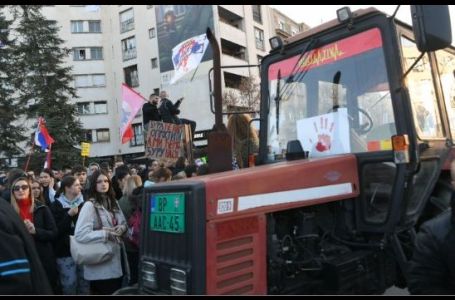 Završena blokada Mosta slobode u Novom Sadu, studenti očistili za sobom