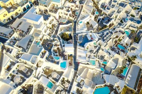 Popularni grčki otok pogođen serijom od preko 200 potresa, zatvaraju se škole