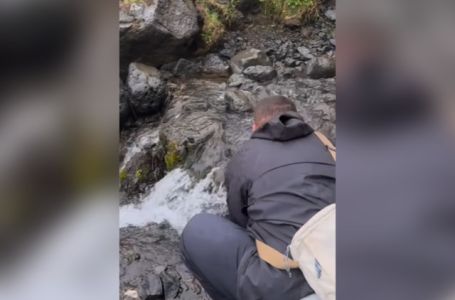 Napio se vode s izvora, a onda ugledao nešto što će ga dugo proganjati
