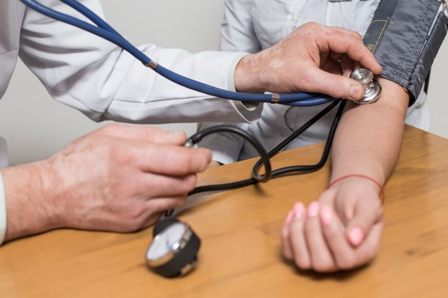 Kardiolozi: Osobe s visokim krvnim pritiskom trebaju izbjegavati kombiniranje ove hrane