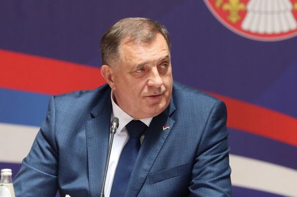 Dodik: Pozivam građane da u srijedu, umjesto ispred Suda BiH, budu u Banjoj Luci, ispred NSRS