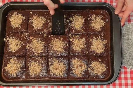 Recept za turski mokri kolač: ZA PRSTE POLIZATI