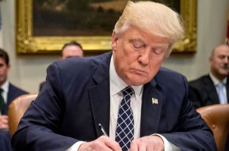 Tramp otkrio kada će sprovesti carine na uvezene automobile: "Sujevjeran sam, mislim da će biti..."