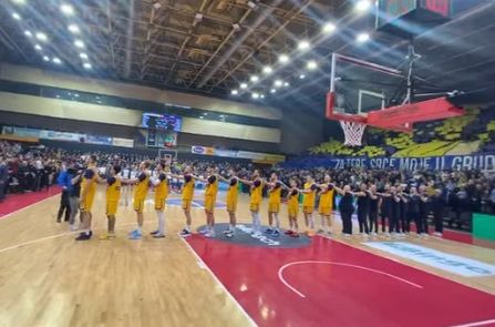 VELIČANSTVENO: Pogledajte intoniranje himne BiH prije utakmice sa Kiprom (VIDEO)