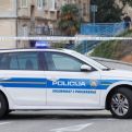 Preminuo 26-godišnjak kojeg je policija pronašla na cesti