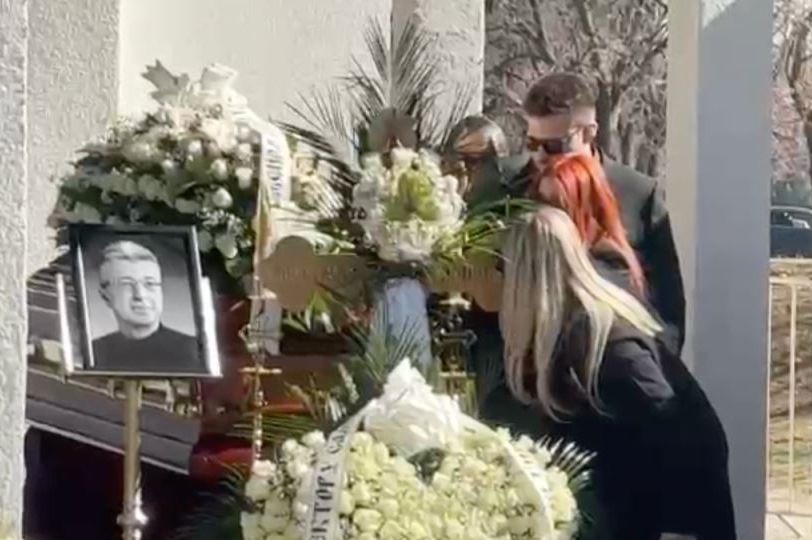 Ova pjevačica prekinula svaki kontakt sa Sašom kada je napustila žiri: Jučer ga ispratila u suzama