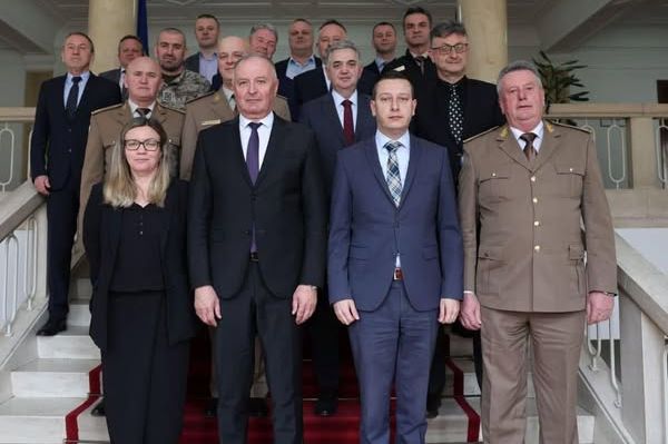 Helez poručio: Stanje u MO i OS BiH na izuzetno zadovoljavajućem nivou