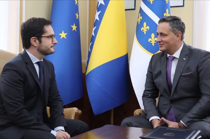 Francuska osudila sporne zakone usvojene u NSRS-u: “Pomno pratimo situaciju”