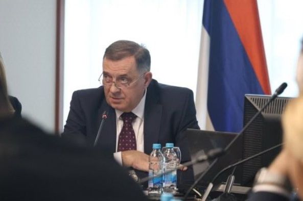 Dodik bijesan na sjednici Vlade RS, napao sve ministre i direktore: EVO ŠTA IM JE PORUČIO