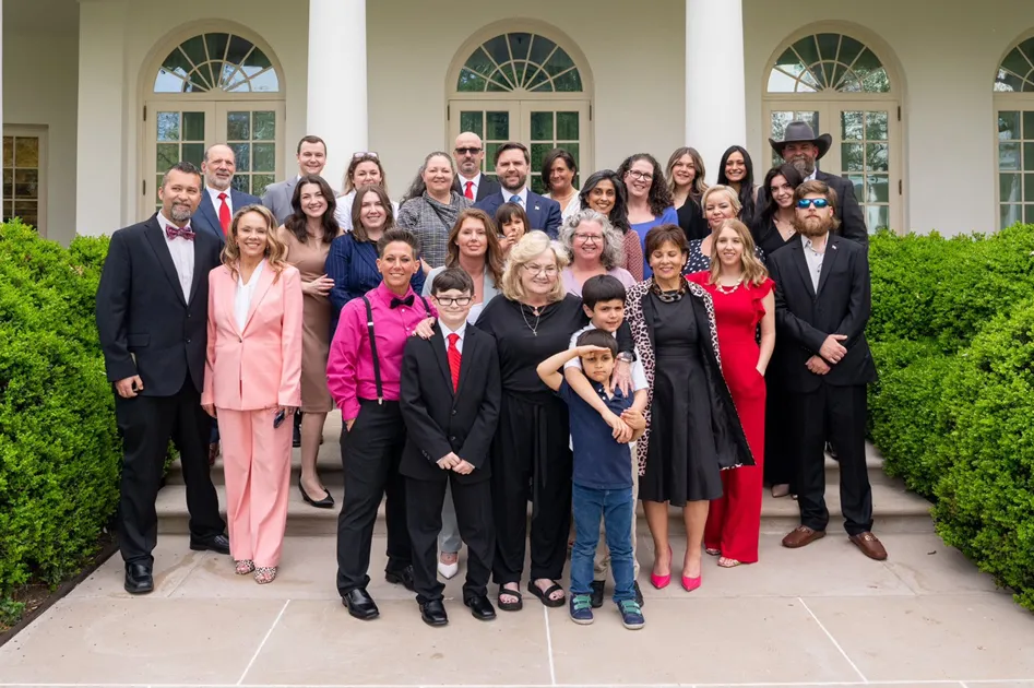 JD Vanceova majka u Bijeloj kući proslavila 10 godina bez alkohola i droga