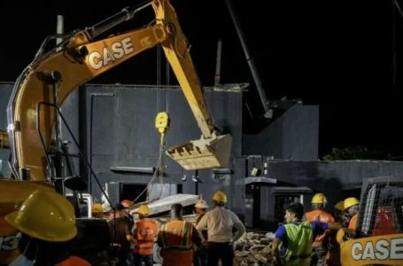 URUŠIO se krov noćnog kluba: Život izgubile desetine osoba, među njima i poznati pjevač