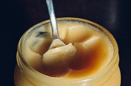 Kako spasiti kristalizovani med: Evo kako da postane još ukusniji