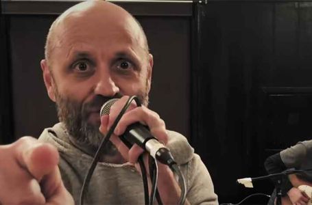 Pogledajte kako policija odvodi Mileta Kekina: Rekao je samo jedno