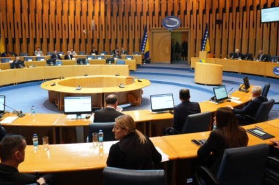 Sve isto: Smjene SNSD-ovih kadrova ponovo kao posljednje tačke dnevnog reda