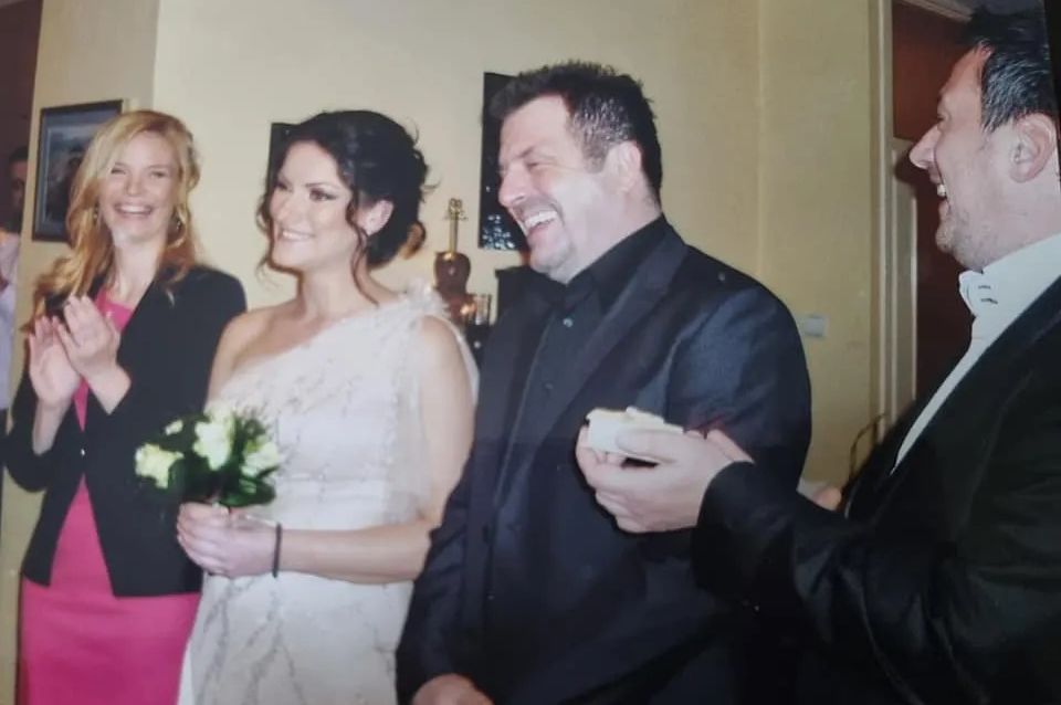 Utjehu našao u 14 godina mlađoj: EVO KO JE SUPRUGA MARETA MILOŠEVIĆA