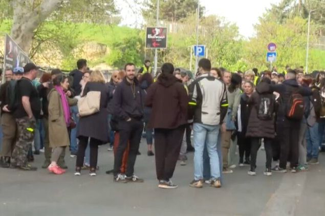 Peti dan blokade zgrade RTS-a u Beogradu