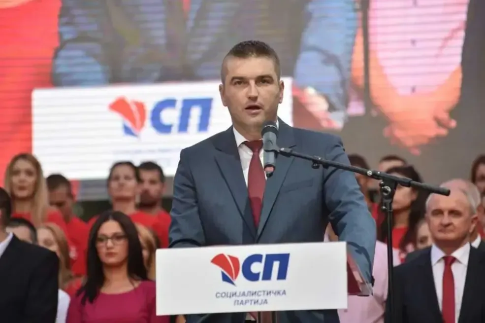 U teškoj nesreći kod Banjaluke život izgubili narodni poslanik, njegova supruga i dijete