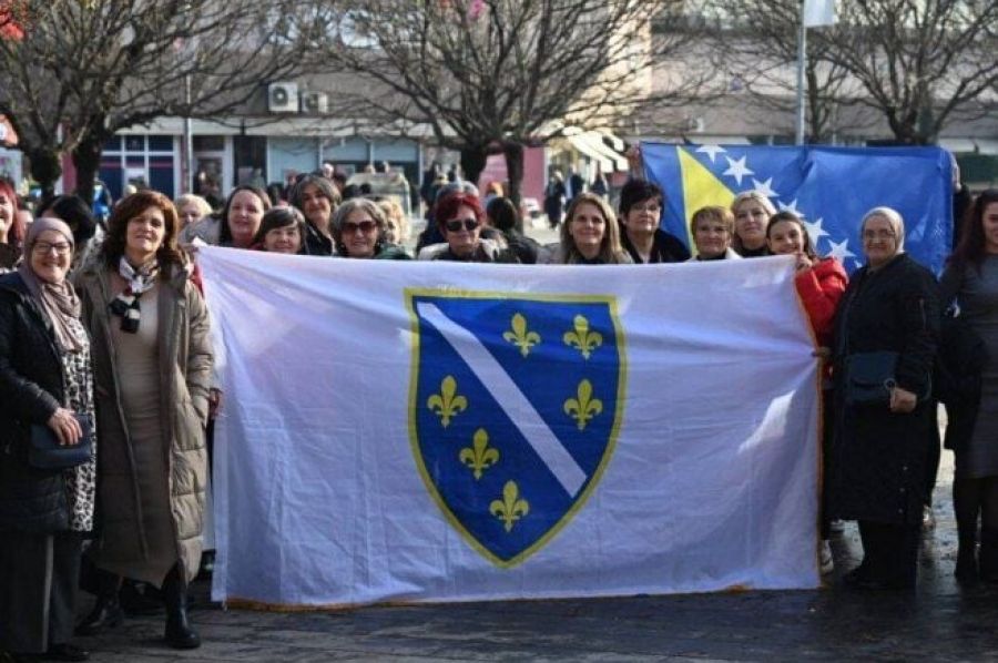 "NIJE KRIVIČNO DJELO": Tužilaštvo BiH odbacilo prijavu zbog oduzimanja zastave RBiH u Banjoj Luci