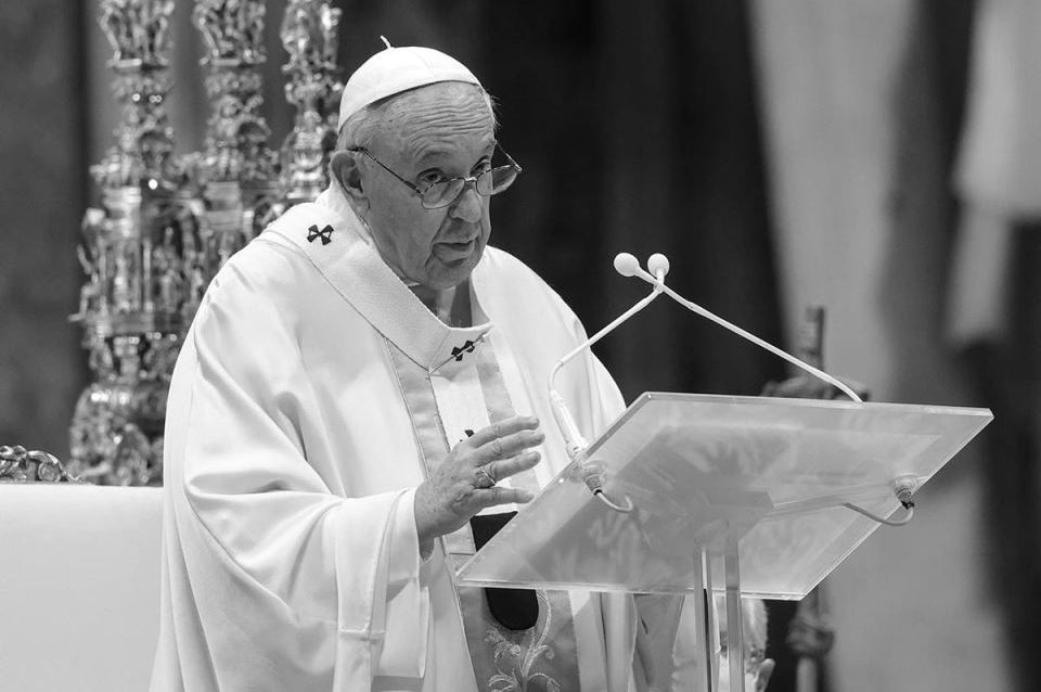 Papa Franjo ipak nije preminuo od upale pluća: Objavljene nove informacije, EVO ŠTA MU SE DESILO