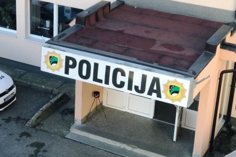 Najnoviji detalji drame u Kalesiji: Pljačkaši vezali vlasnika zlatare, prebačen na UKC