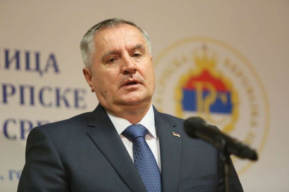 Višković ne krije bijes zbog odluke Schmidta: To je udar na Ustav