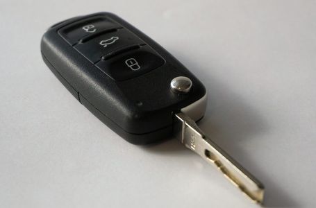Evo šta da uradite ako vam ključevi ostanu zaključani u automobilu: Rješenje je vrlo jednostavno